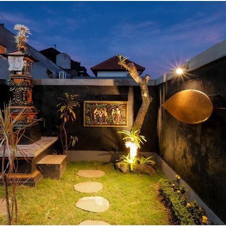 The Backyard House Hotel Tabanan  Exterior photo