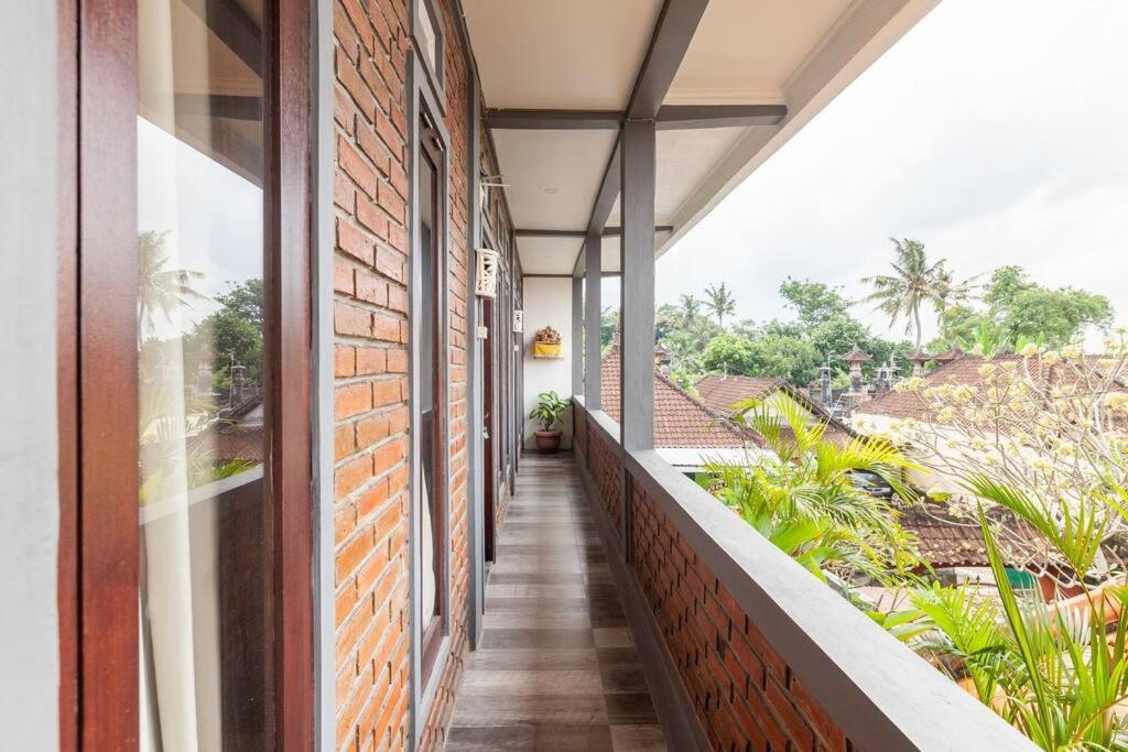 The Backyard House Hotel Tabanan  Exterior photo