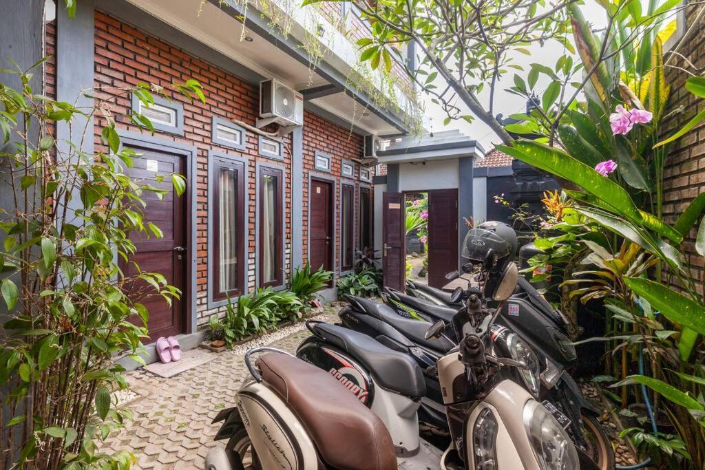 The Backyard House Hotel Tabanan  Exterior photo