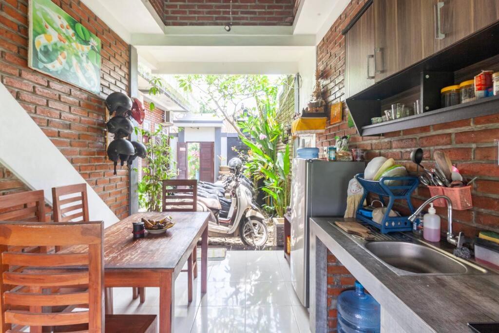 The Backyard House Hotel Tabanan  Exterior photo