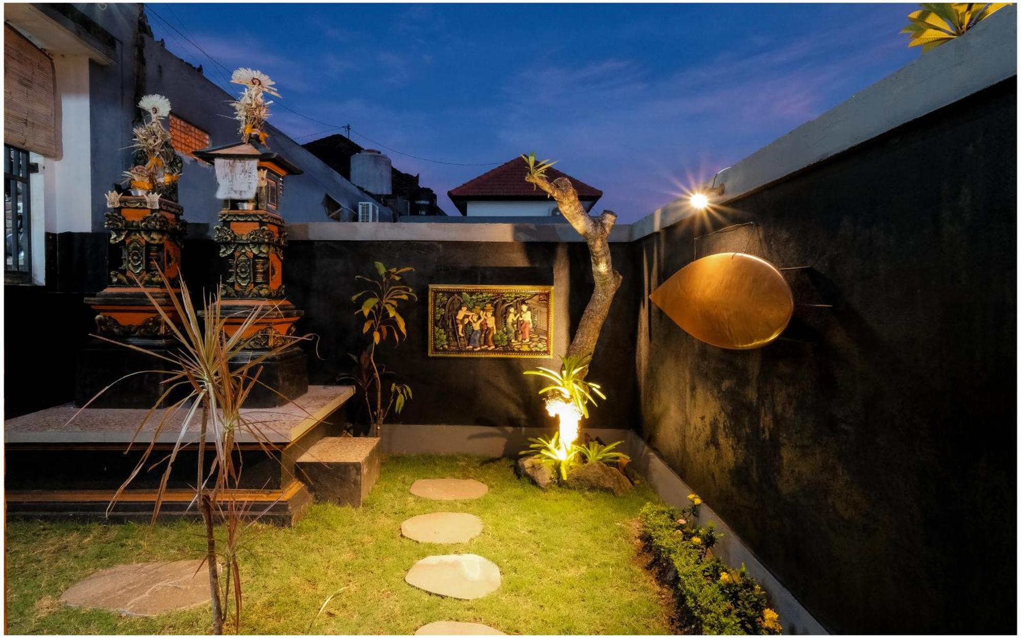 The Backyard House Hotel Tabanan  Exterior photo
