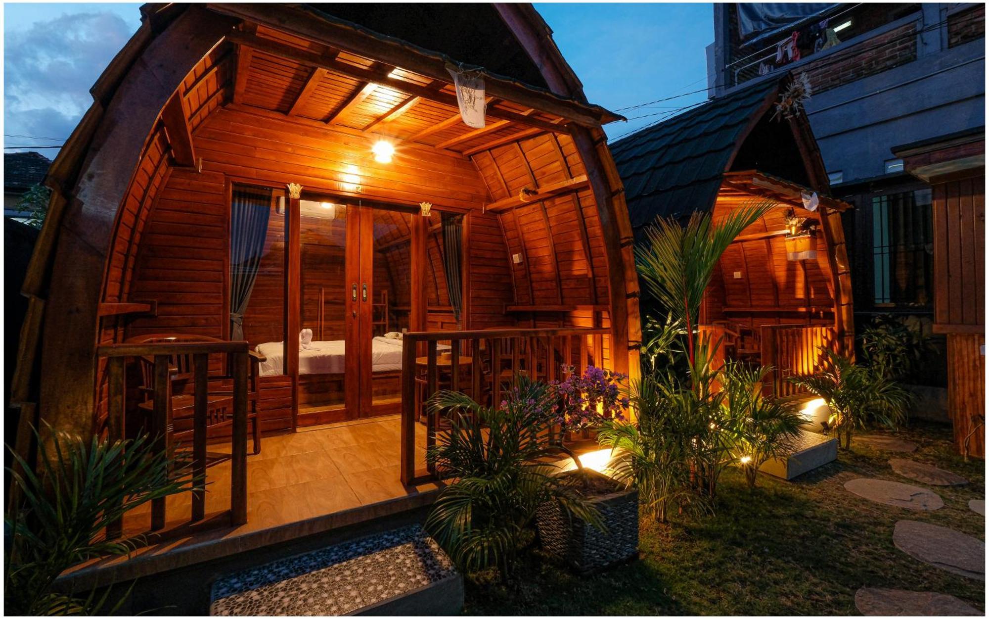The Backyard House Hotel Tabanan  Exterior photo