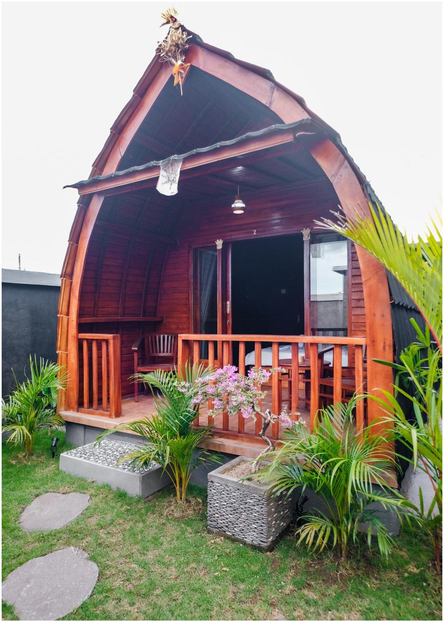 The Backyard House Hotel Tabanan  Exterior photo