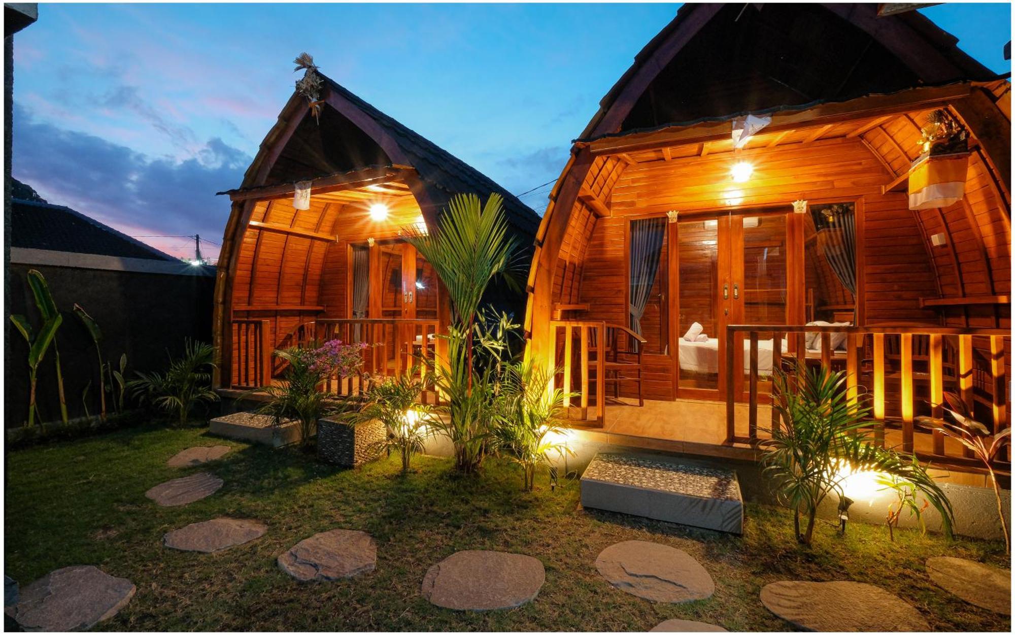 The Backyard House Hotel Tabanan  Exterior photo