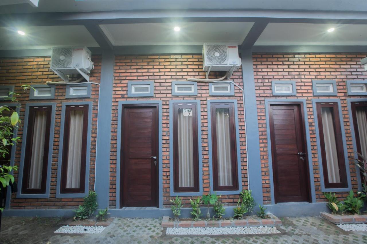The Backyard House Hotel Tabanan  Exterior photo