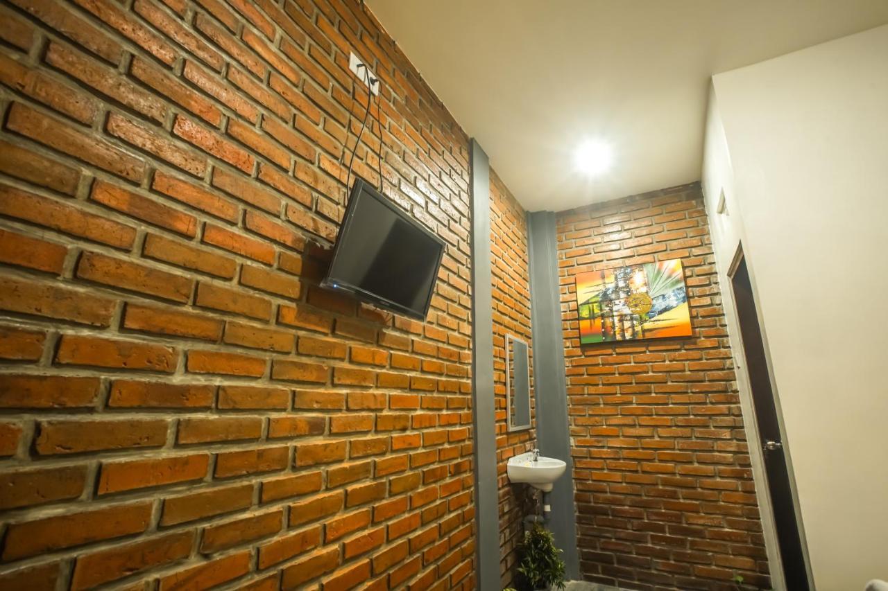 The Backyard House Hotel Tabanan  Exterior photo